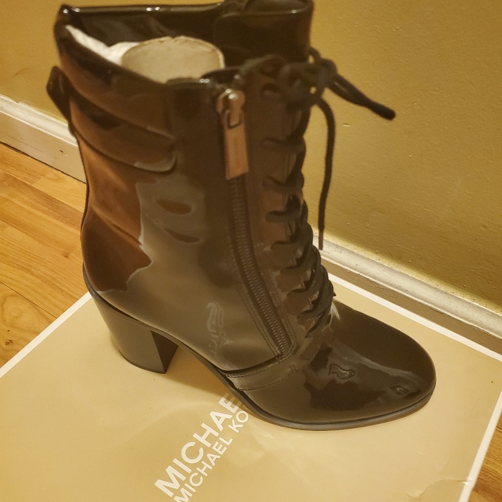 Michael Kors Black Rosario Lace up Patent Leather Booties